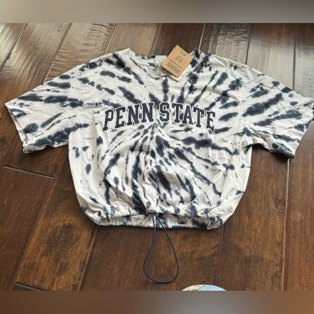 NWT Penn State Tailgate Top